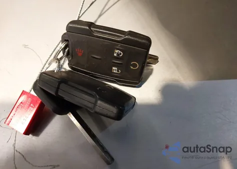 2016 Chevrolet Silverado 1500 1Lt из США, поврежденный, VIN 3GCPCREC0GG120450